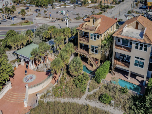 Treasure Island 6 Bedroom Home Pool & Views